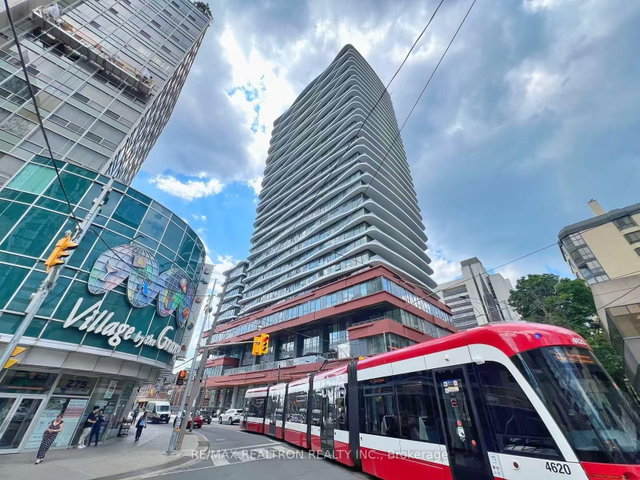 505 - 280 Dundas Street W