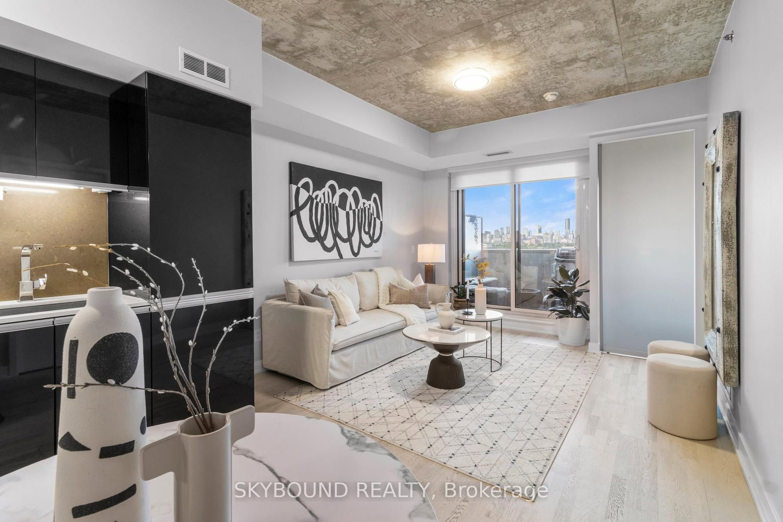 20 Minowan Miikan Lane • #1023 • Toronto, ON photo 13