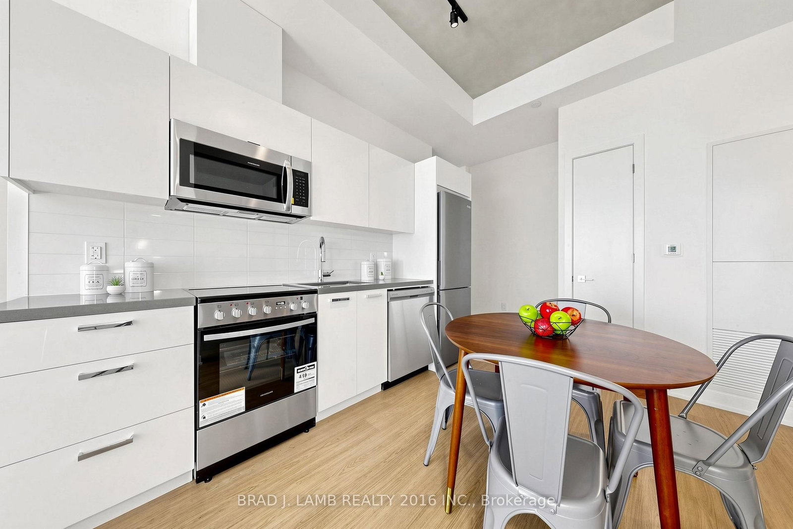 Condo for sale at 1602-284 King Street, Toronto, Ontario, M5A 1K4 - Moss Park - MLS: C13452004