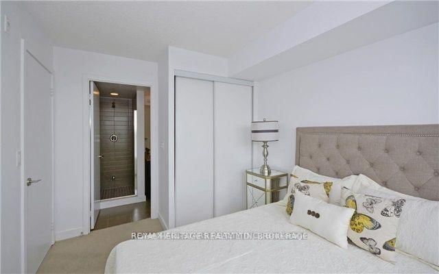 120 Dallimore Circle • #424 • Toronto, ON photo 13