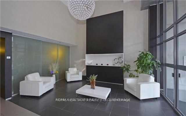 120 Dallimore Circle • #424 • Toronto, ON photo 18