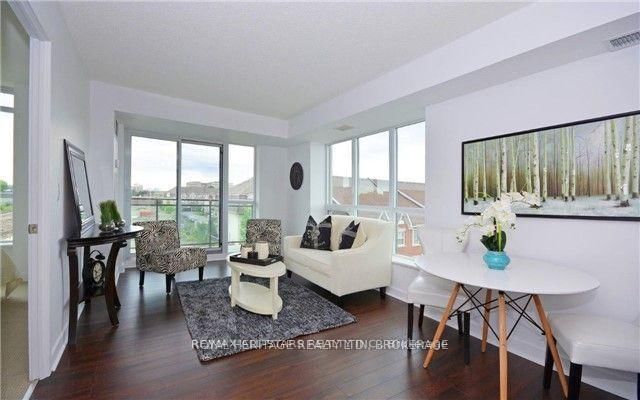 424-120 Dallimore Circle, Toronto, ON, photo 2