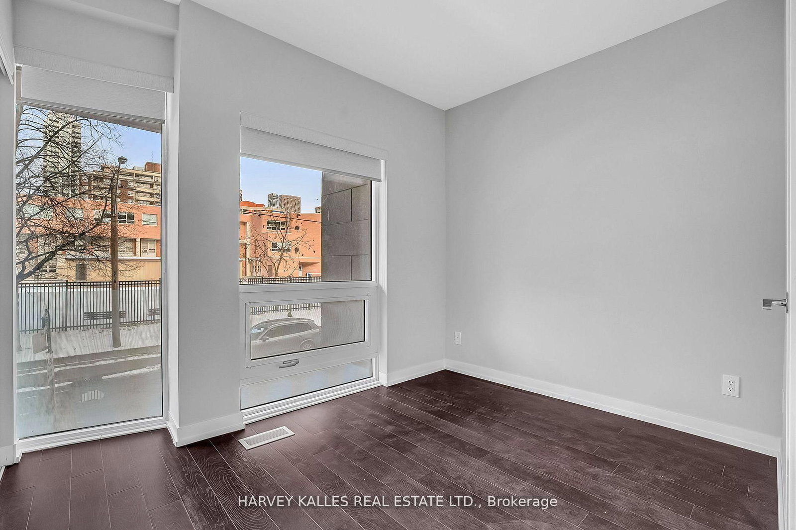 85 Wood Street • #TH5 • Toronto, ON photo 17