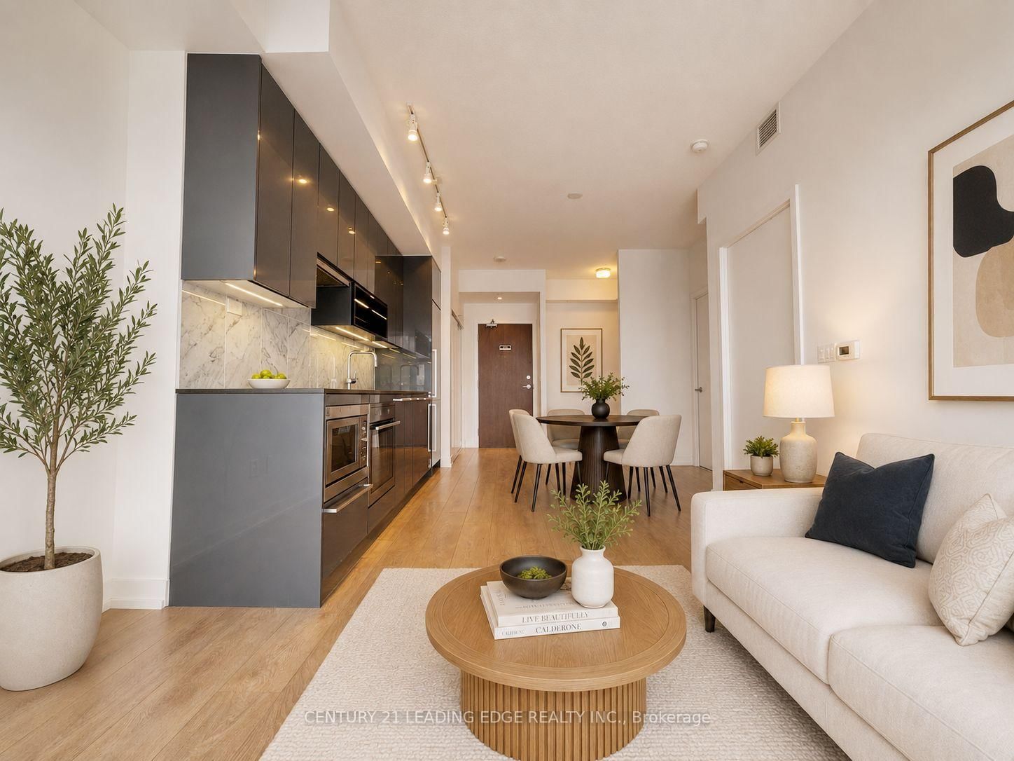 115 Mcmahon Drive, Unit 709