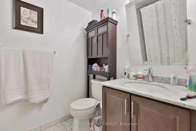 8 Scollard Street • #Ph 201 • Toronto, ON