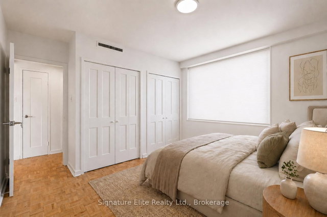 402 - 250 St Clair Avenue W