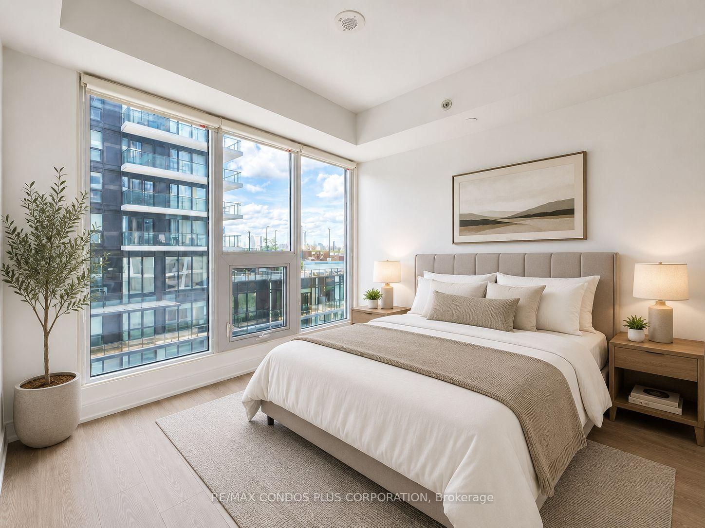 181 Dundas Street E, Unit 2215