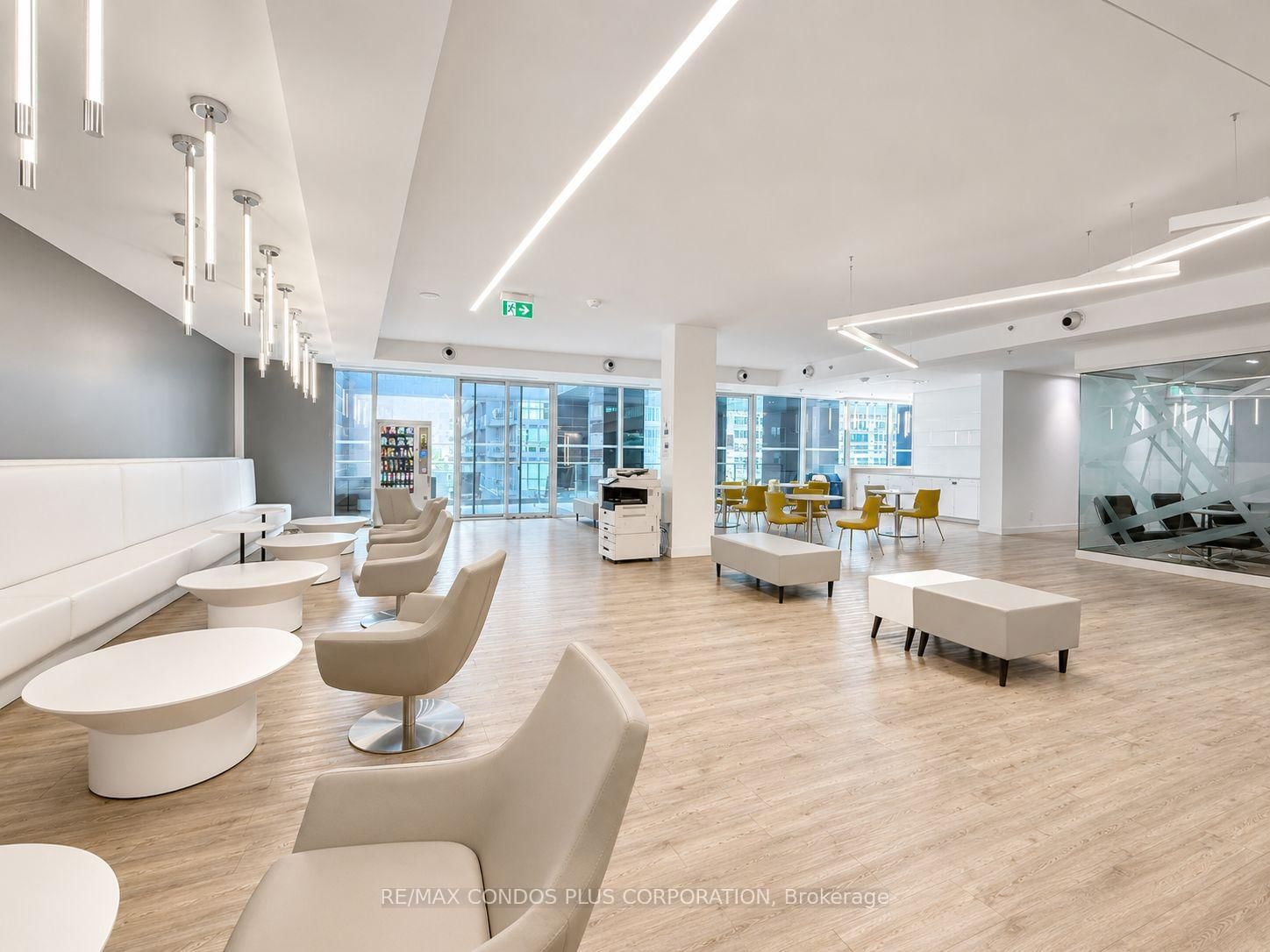 181 Dundas Street E, Unit 2215