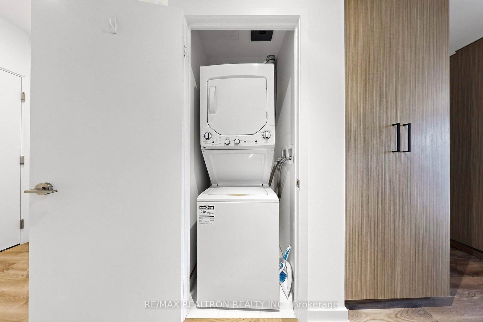 20 Edward Street • #619 • Toronto, ON photo 24