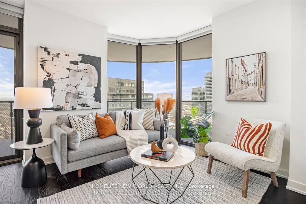 4108 ENSUITE - 11 WELLESLEY Street W 4