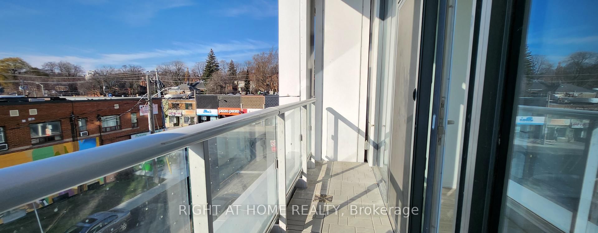 2020 Bathurst Street, Unit 209