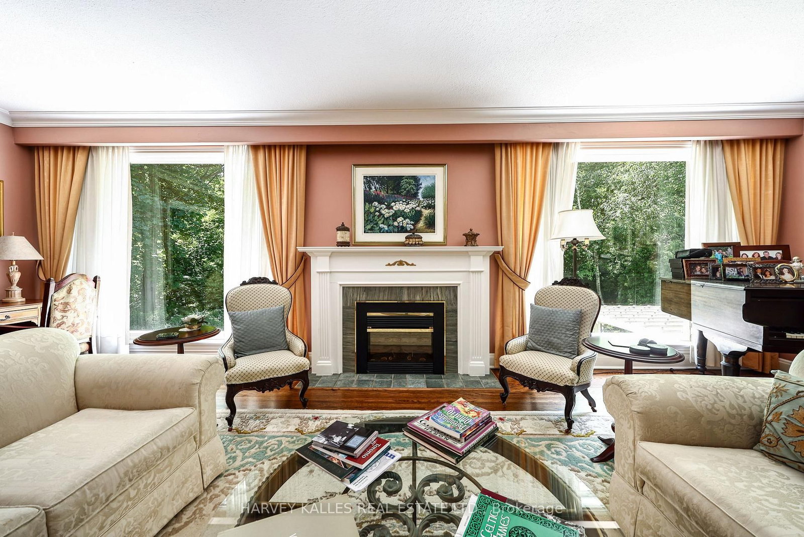 176 Old Yonge Street • Toronto, ON photo 11