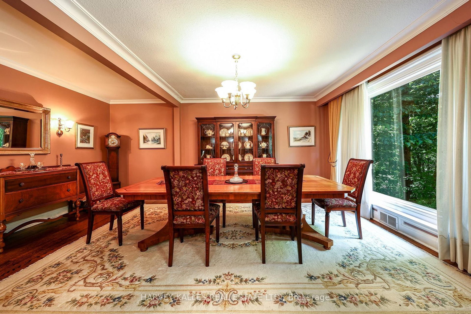 176 Old Yonge Street • Toronto, ON photo 13