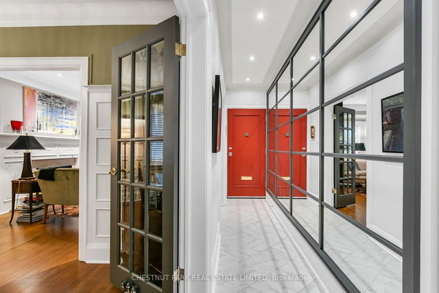 7B Clarendon Avenue