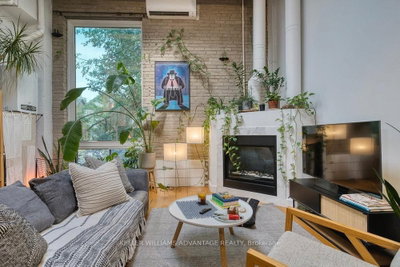 264 Seaton Street • #206 • Toronto, ON