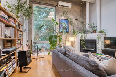 264 Seaton Street • #206 • Toronto, ON