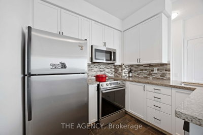 Thumbnail 17