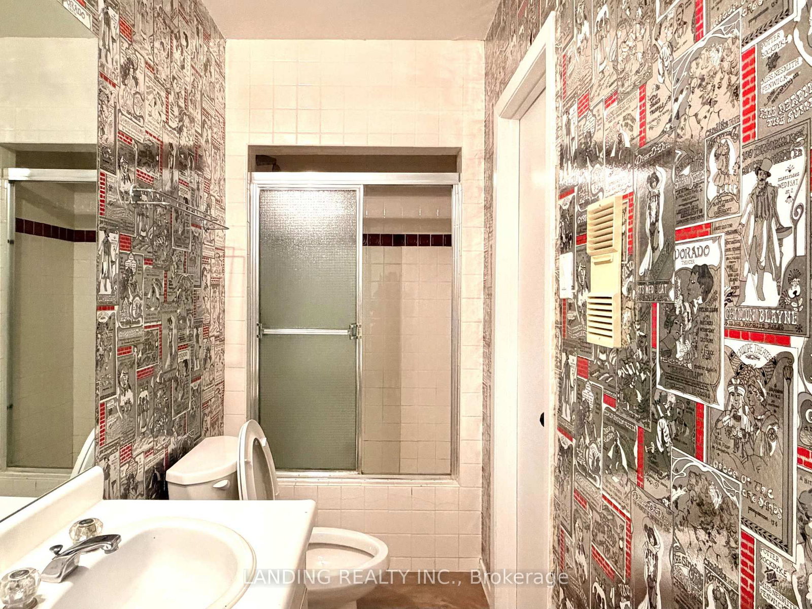 Unit 2-1 Caldy Court, Toronto, ON, photo 3