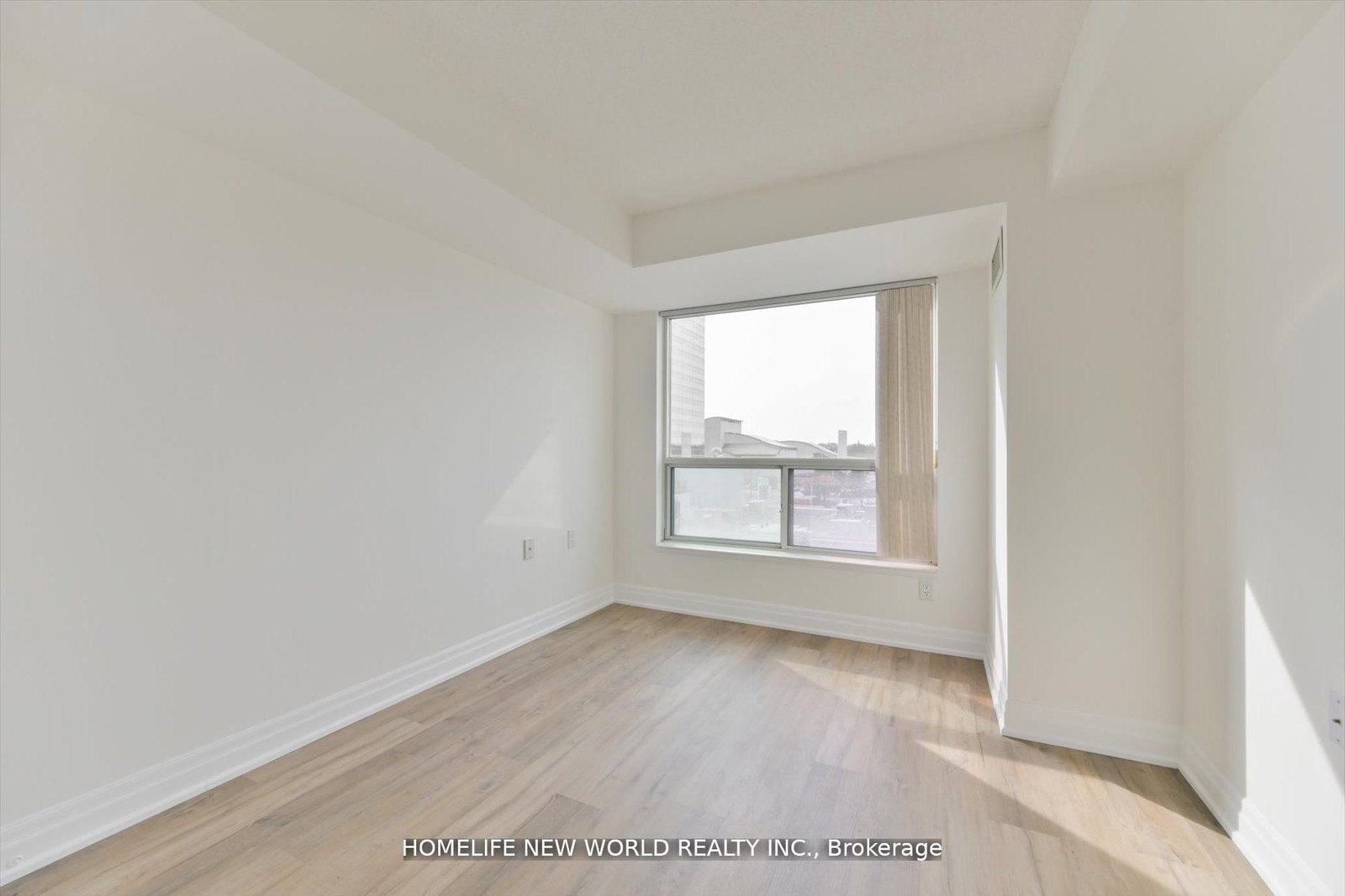 21 Hillcrest Avenue • #607 • Toronto, ON photo 14