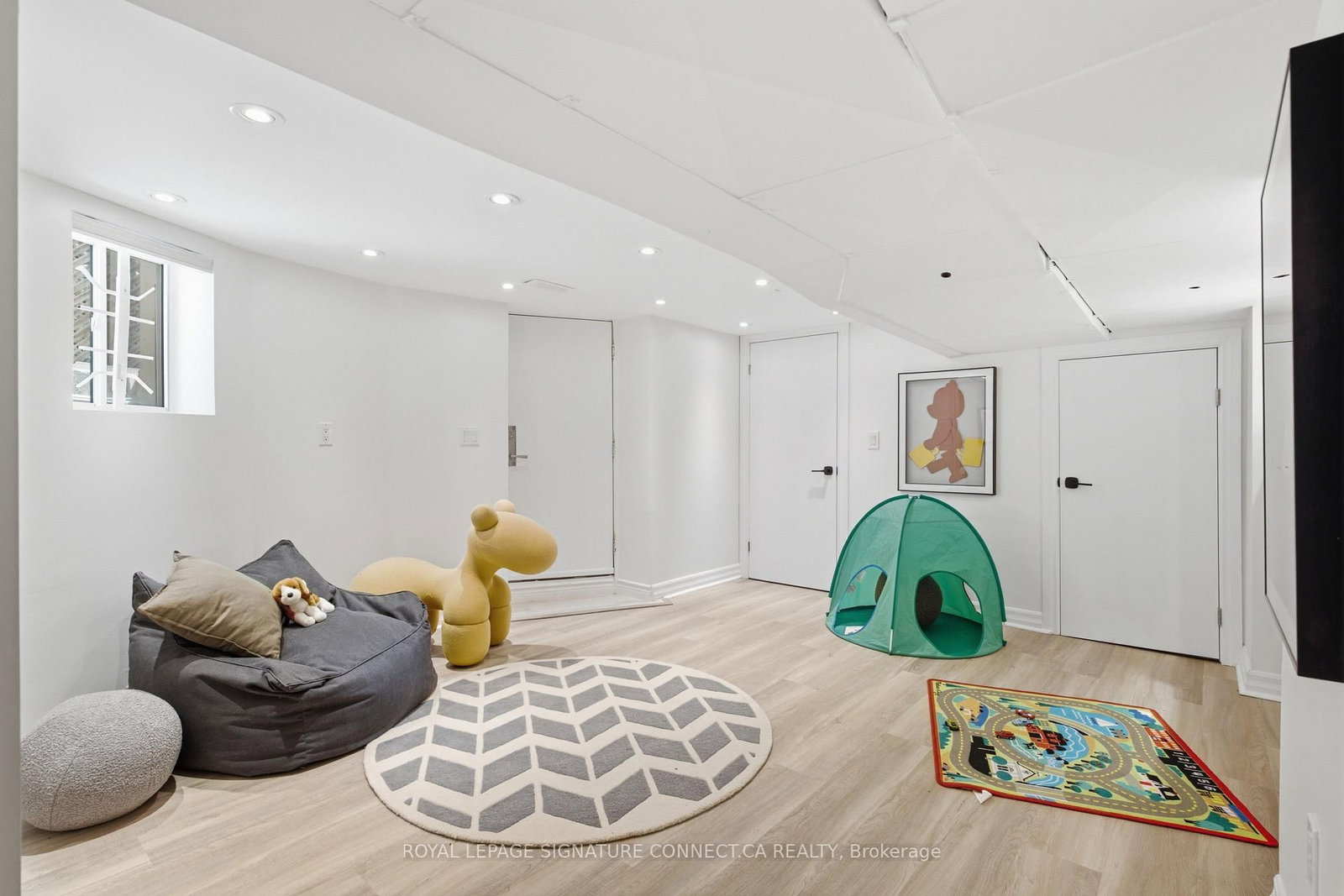 39 Glengowan Road • Toronto, ON photo 38