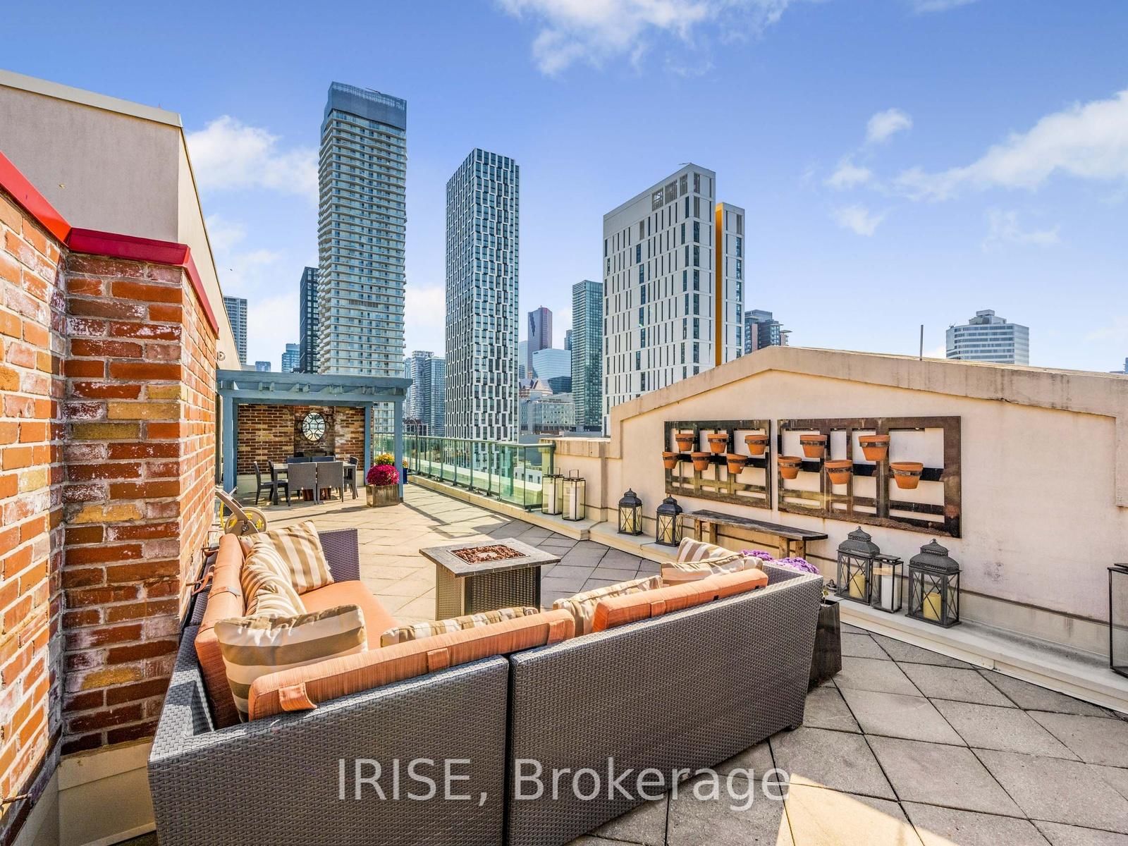 155 Dalhousie Street • #921 • Toronto, ON photo 36