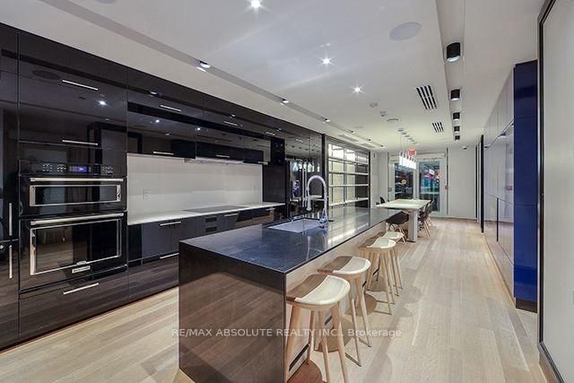 30 Roehampton Avenue • #3007 • Toronto, ON photo 15