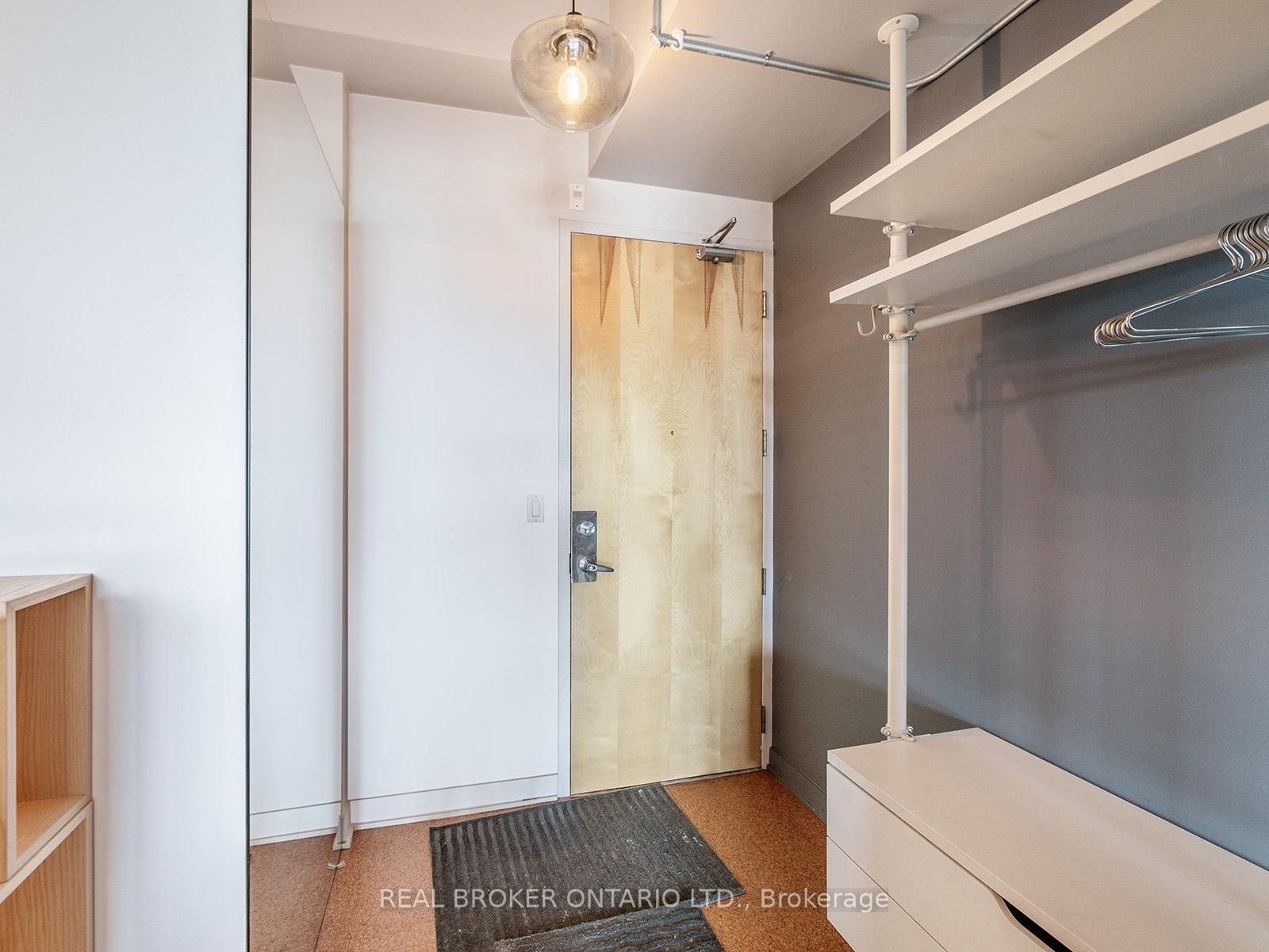405-160 Baldwin Street, Toronto, ON, photo 2