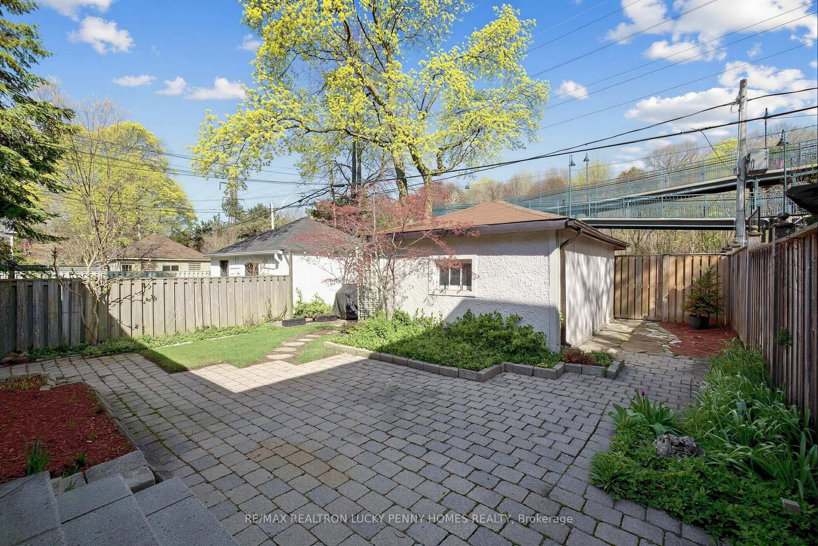 96 Whitehall Road • Toronto, ON photo 35