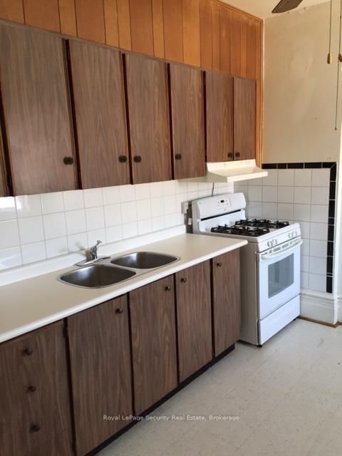 464 Euclid Avenue • Toronto, ON photo 21