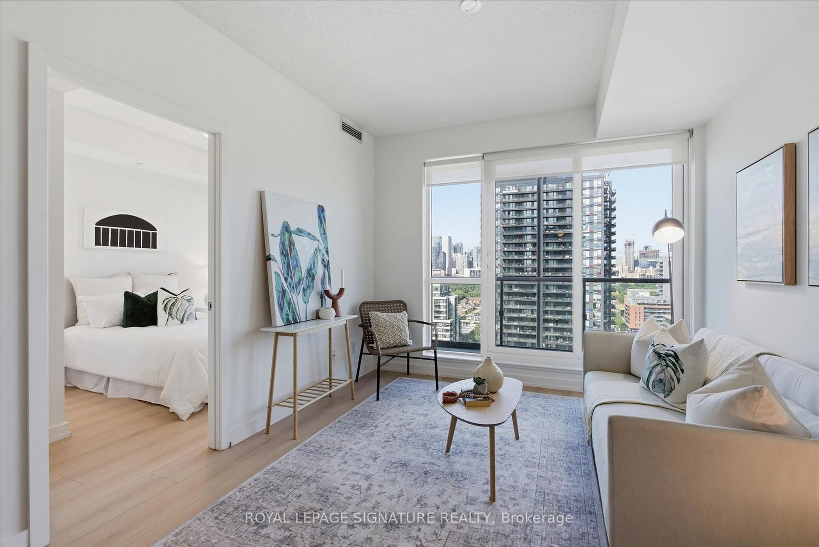 170 Sumach Street • #1807 • Toronto, ON photo 2