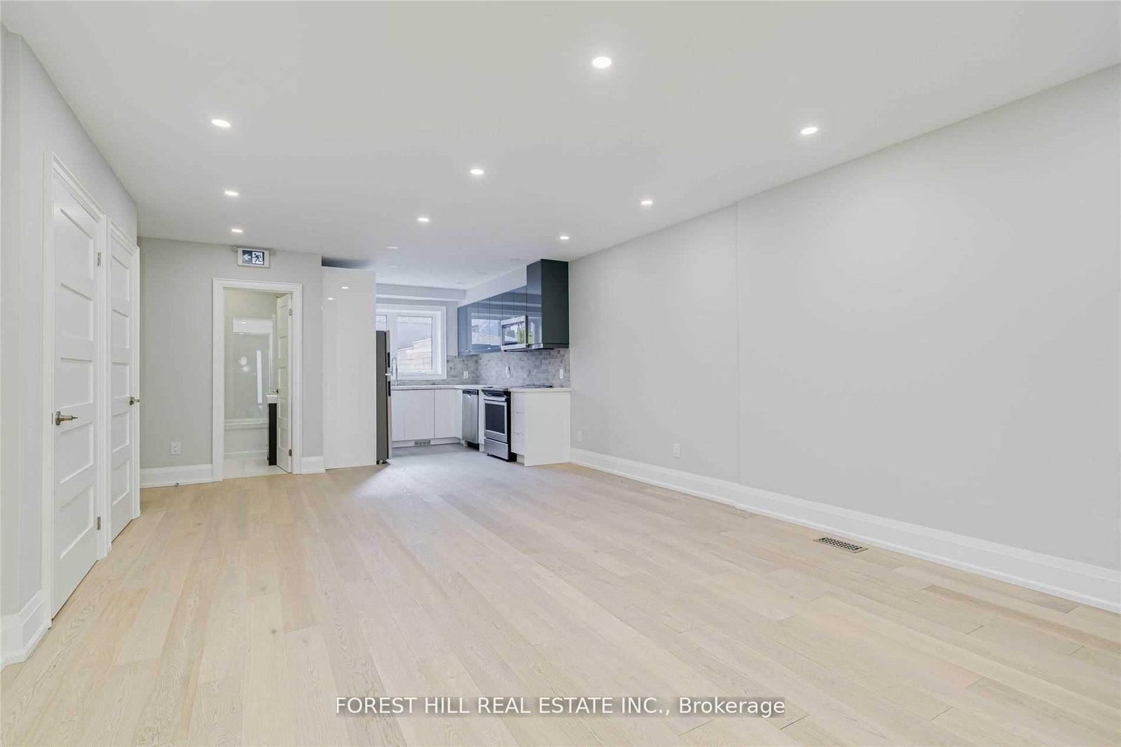 Main-63 Argyle Street, Toronto, ON, photo 5