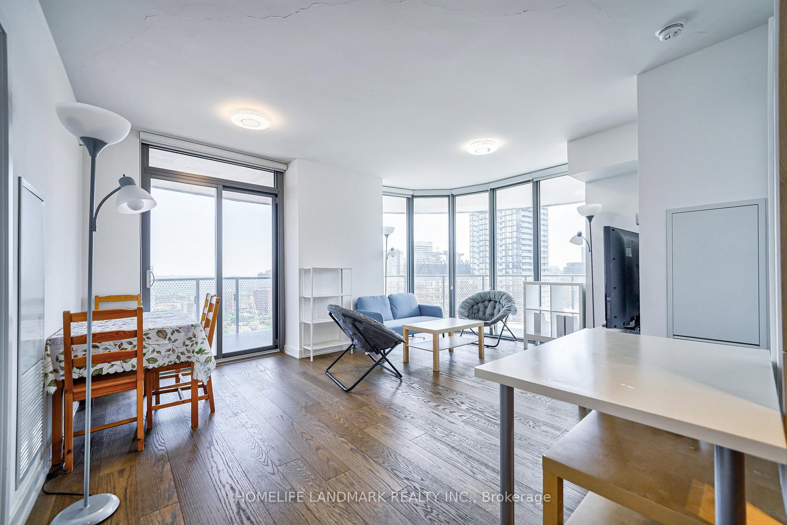 2502-11 Wellesley Street, Toronto, ON, photo 5