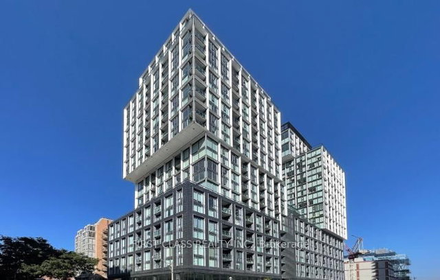 2215 - 158 Front Street E