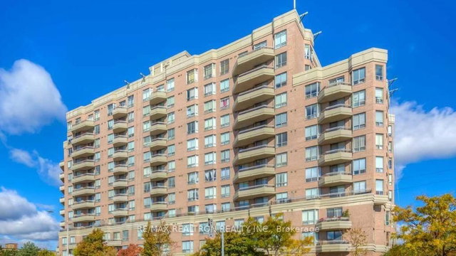 1101 - 1700 Eglinton Avenue E