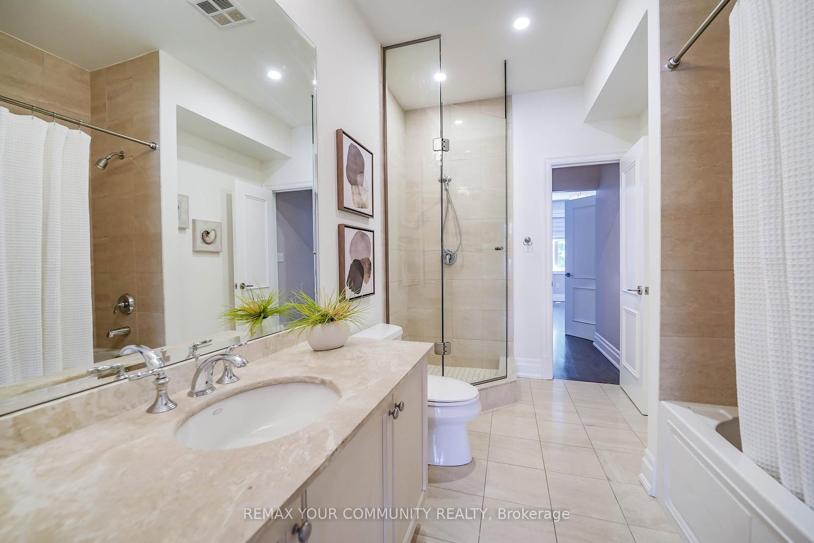 47 York Mills Road • #212 • Toronto, ON photo 37