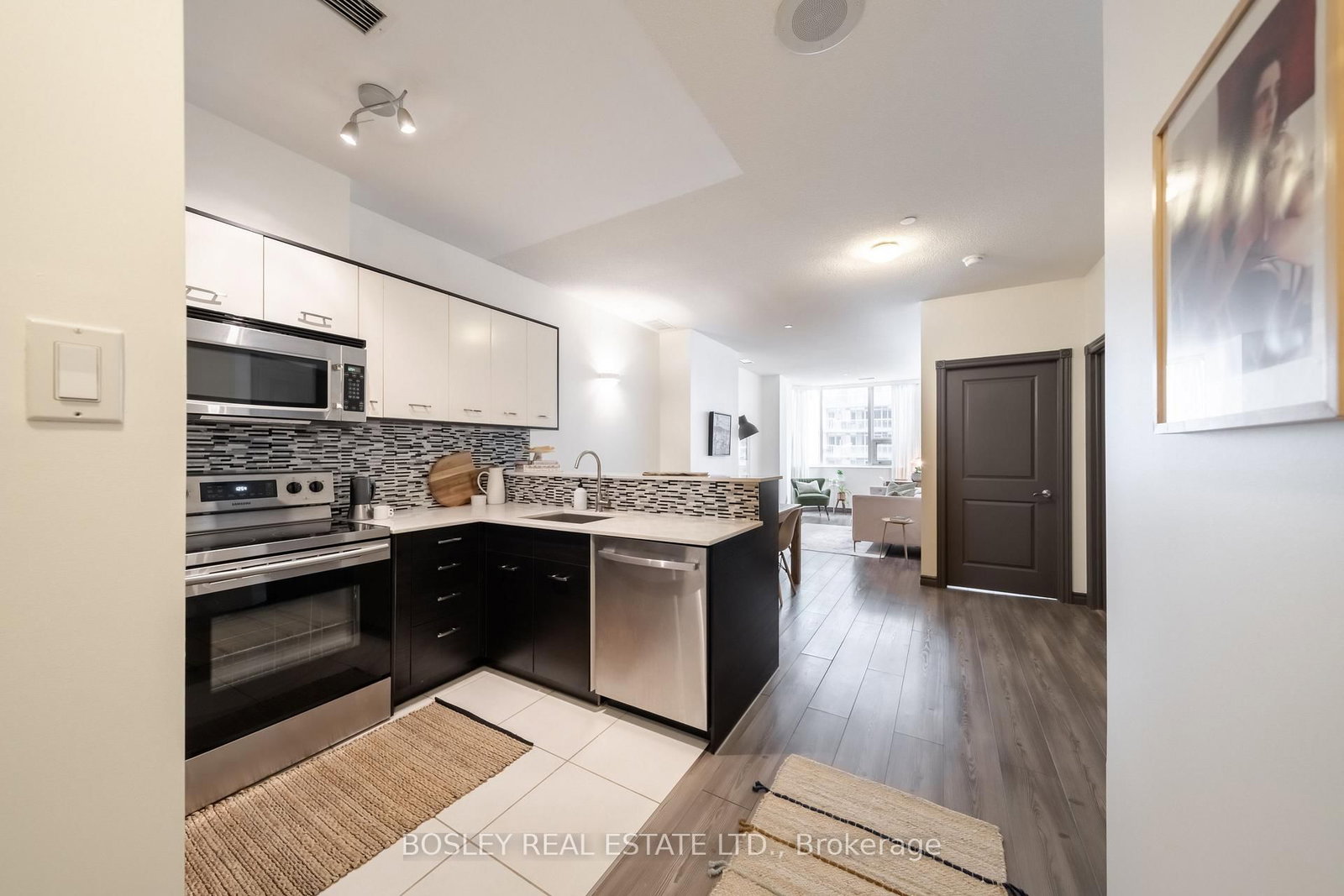 Condo for sale at 604-393 King Street, Toronto, Ontario, M5V 3G8 - Waterfront Communities C1 - MLS: C13463590