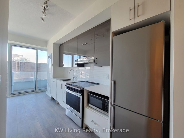 1503 - 180 Fairview Mall Drive