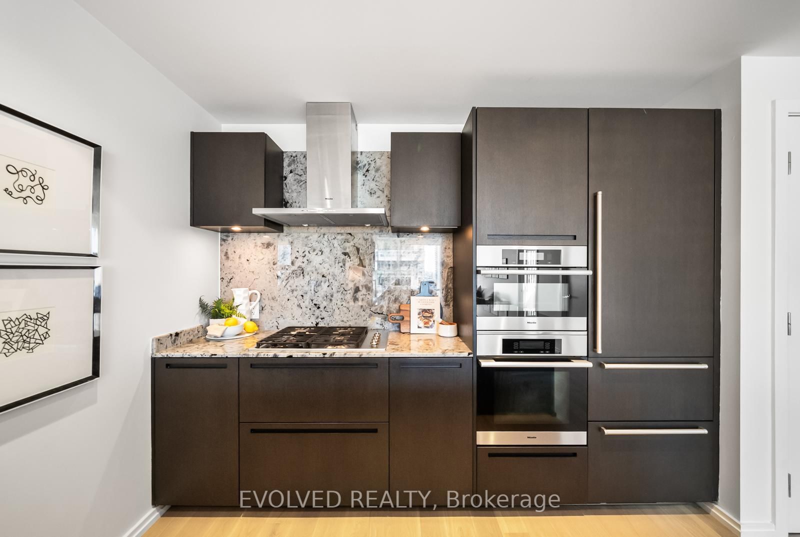 180 University Avenue, Unit 3304