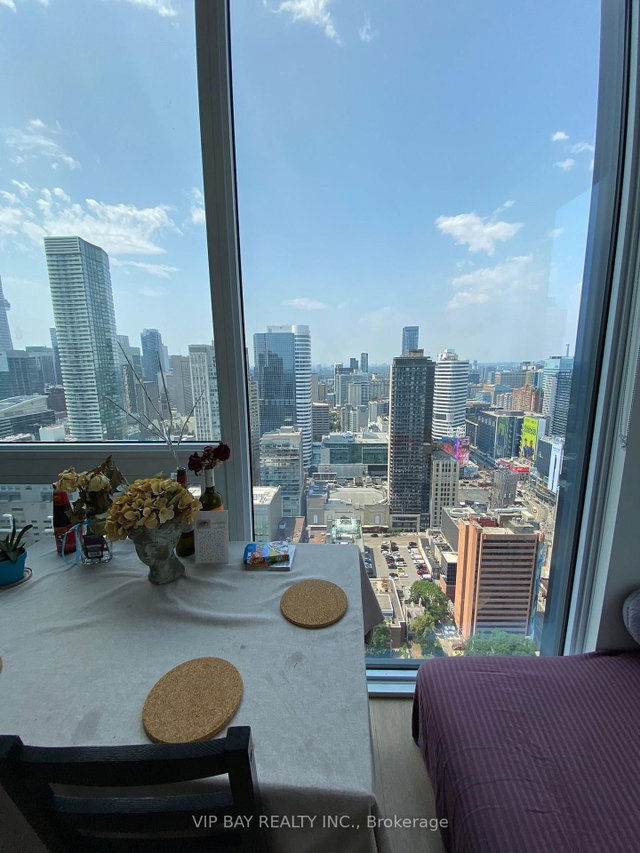 PH12 - 82 Dalhousie Street