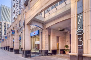 2606 - 763 Bay Street