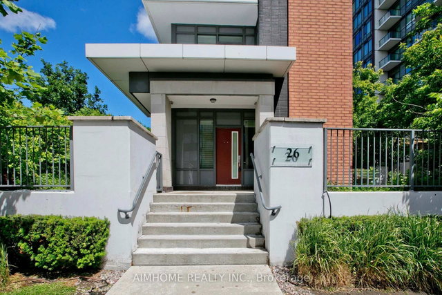 TH120 - 26 Churchill Avenue
