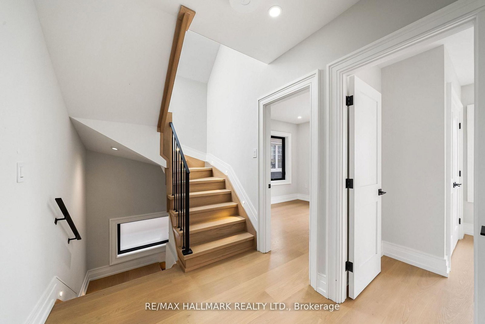 26 Carey Road • Toronto, ON photo 20