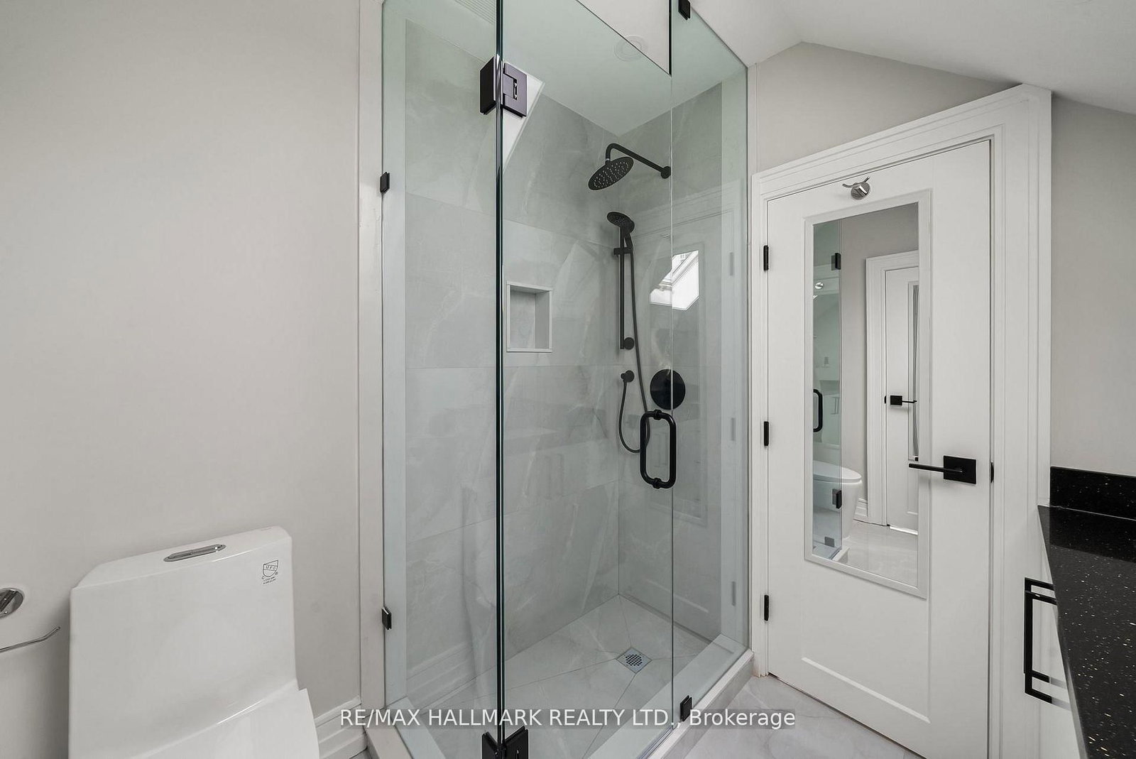 26 Carey Road • Toronto, ON photo 32