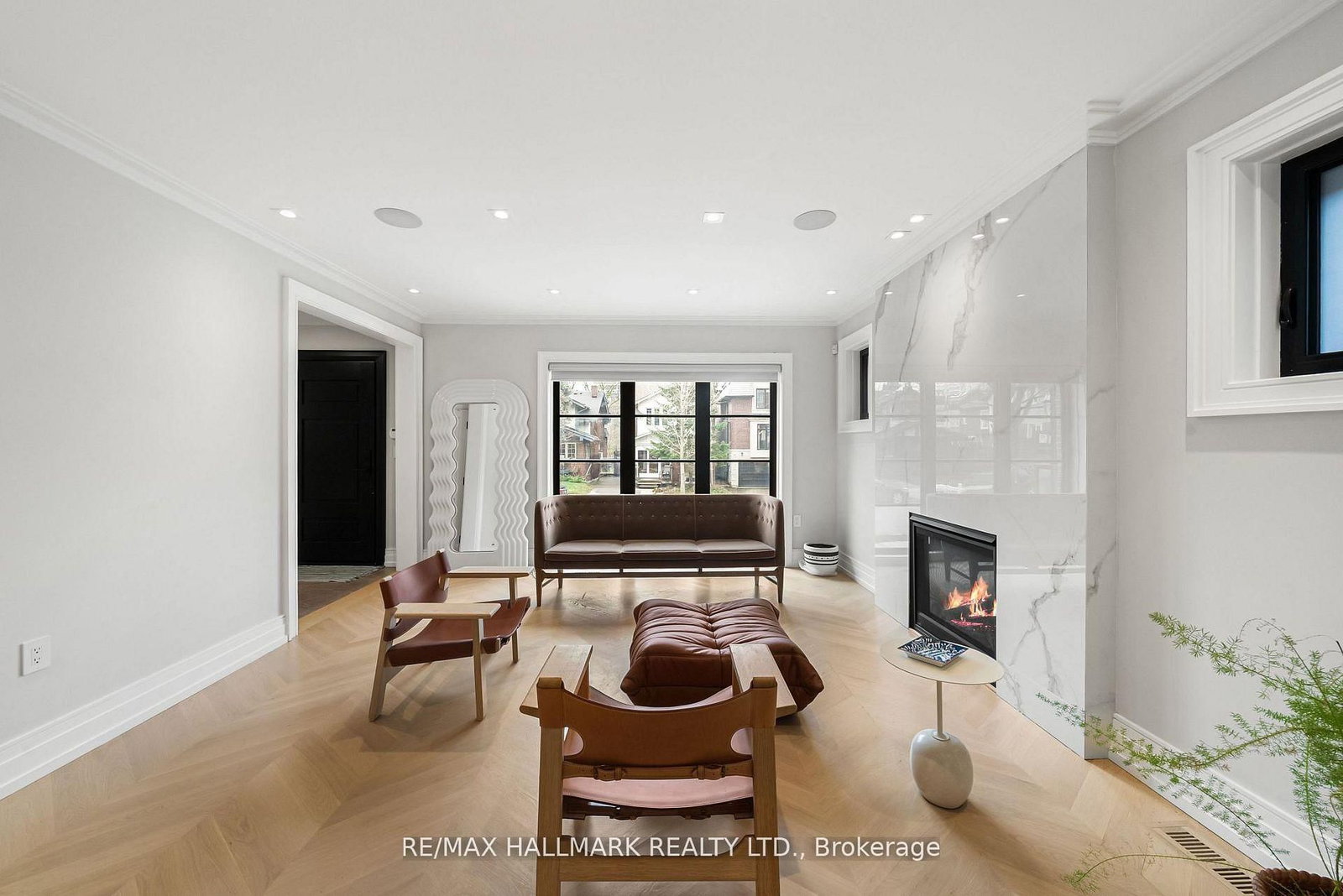 26 Carey Road • Toronto, ON photo 8