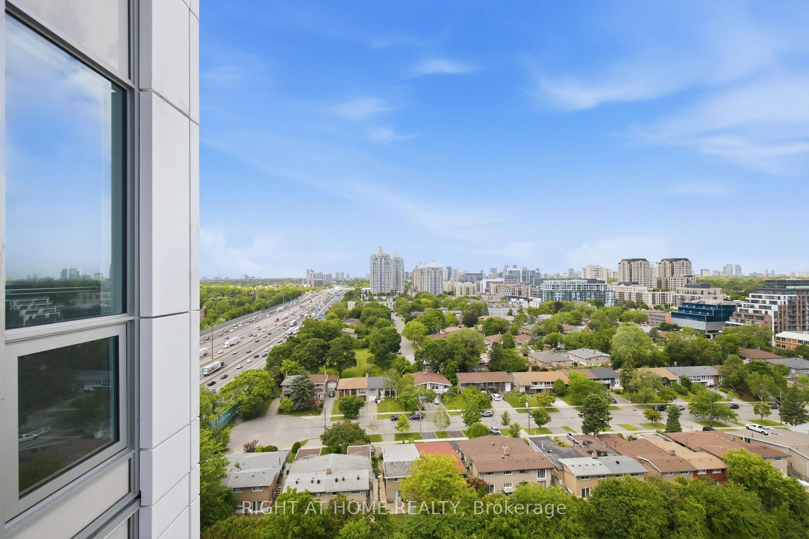 25 McMahon Drive • #2107 • Toronto, ON photo 21