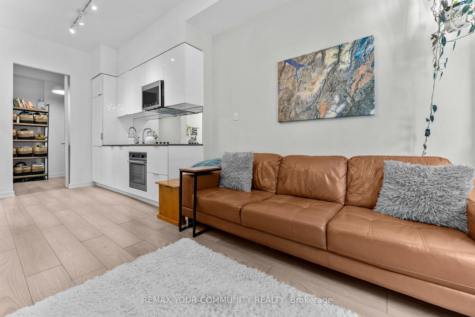 609 Avenue Road • #201 • Toronto, ON photo 23