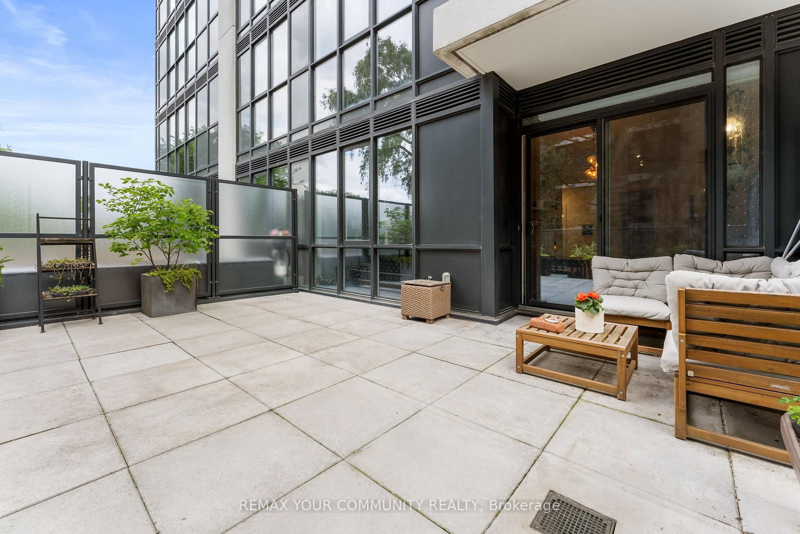 609 Avenue Road • #201 • Toronto, ON photo 27