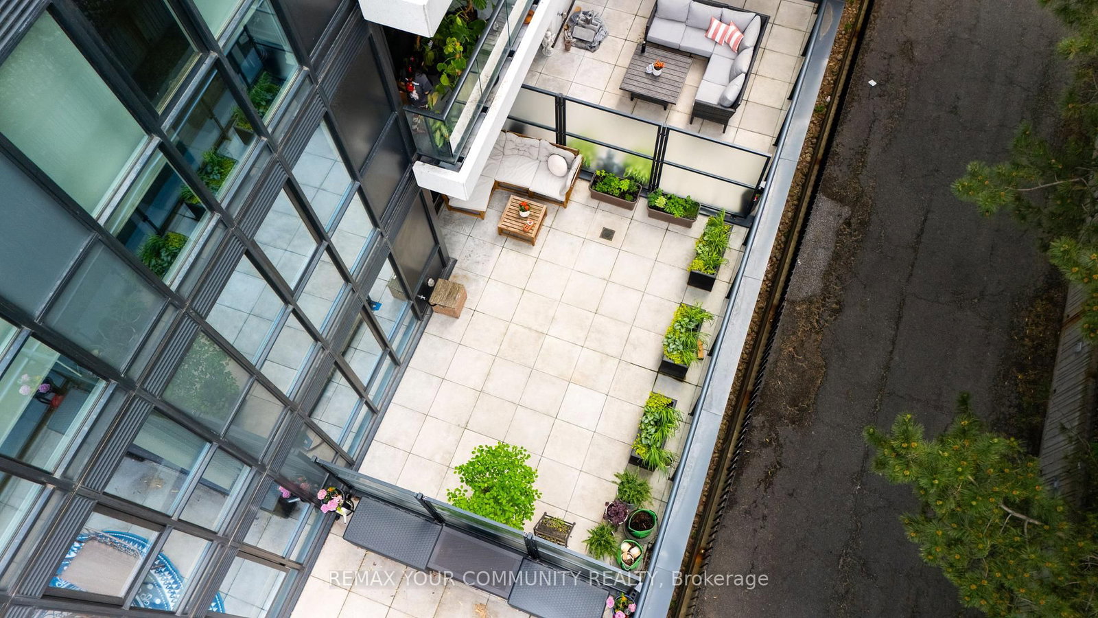 609 Avenue Road • #201 • Toronto, ON photo 39