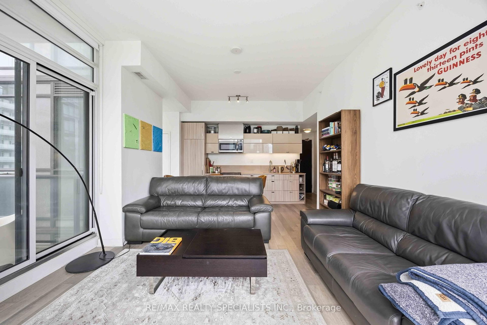 290 Adelaide Street • #2310 • Toronto, ON photo 10