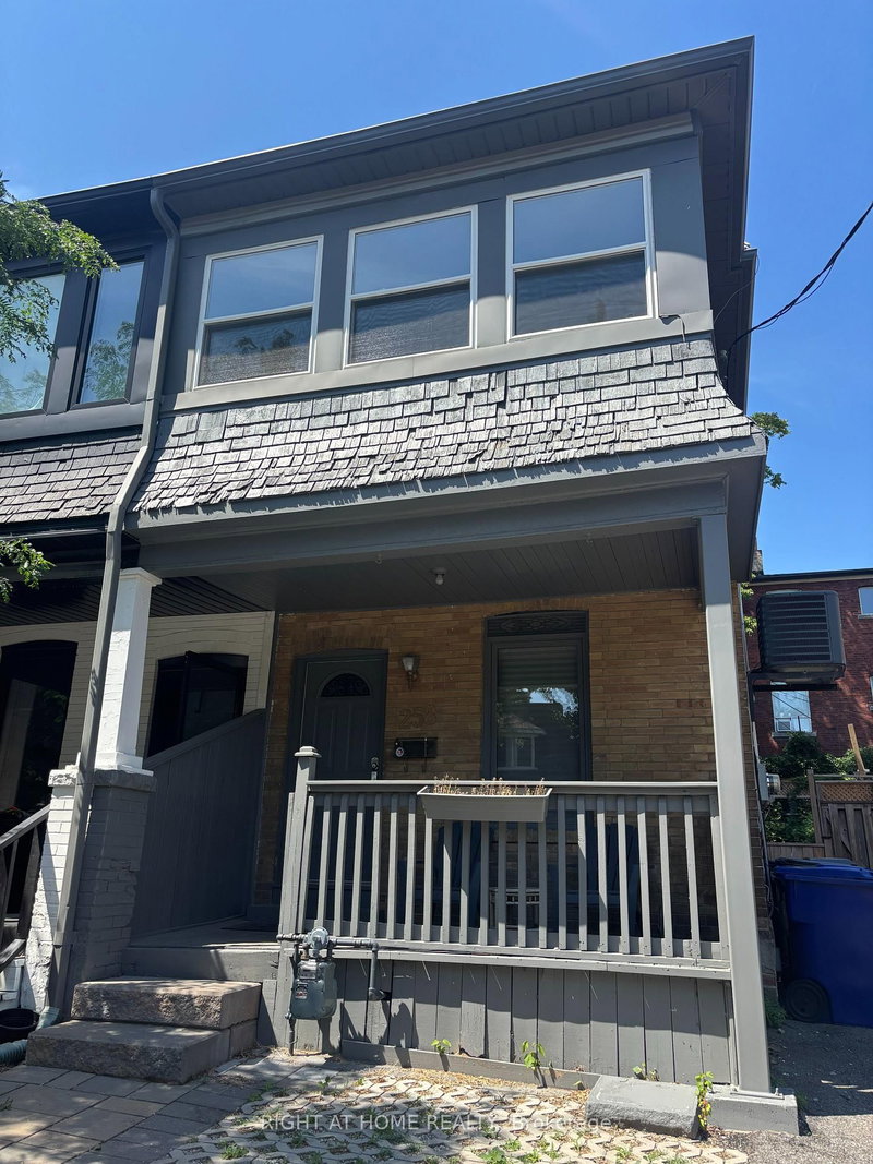 258 Howland Avenue